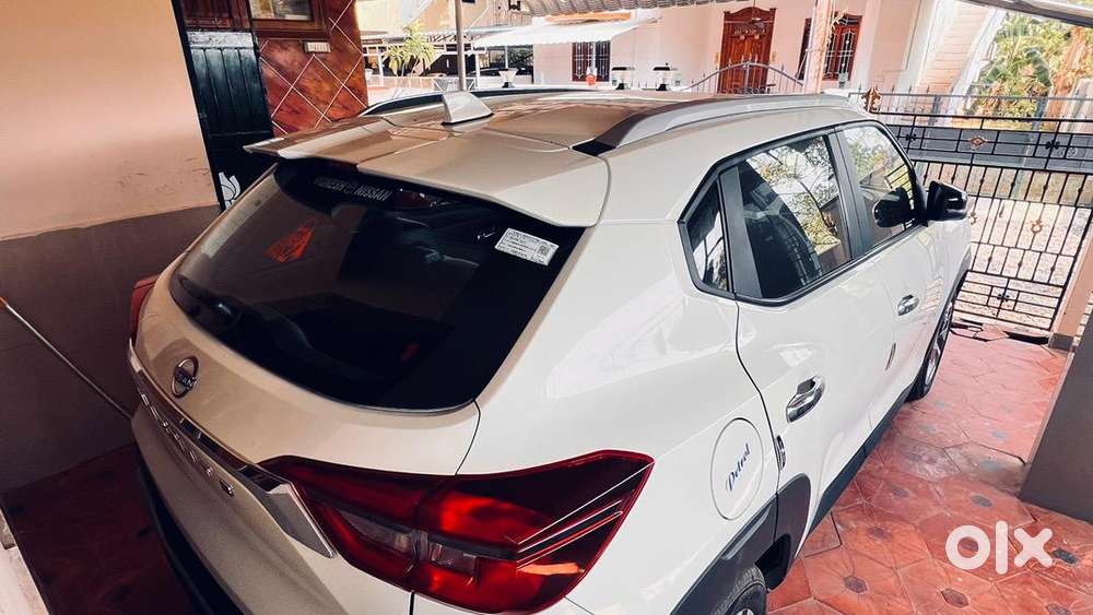 Nissan Magnite Petrol 9000 Km Driven