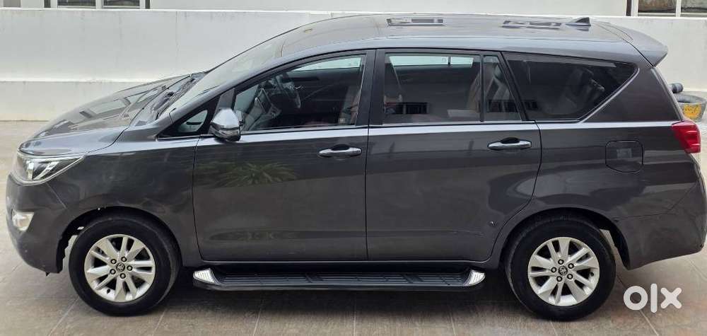 Toyota Innova Crysta 2.4 G Mt 8s, 2018, Diesel