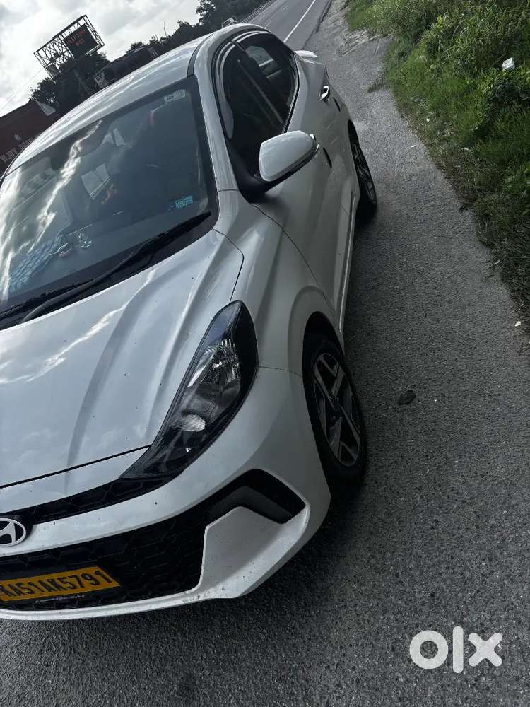Hyundai Aura 1.2 Petrol 2024