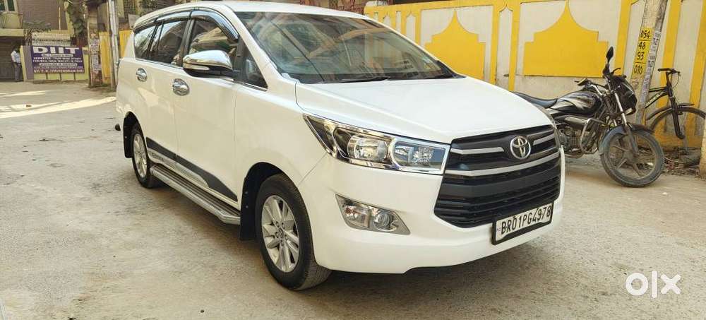 Toyota Innova Crysta 2.4 G Mt 7 Str, 2016, Diesel
