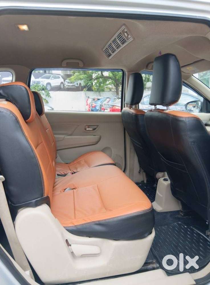 Maruti Suzuki Ertiga 1.5 Vxi, 2021, Petrol