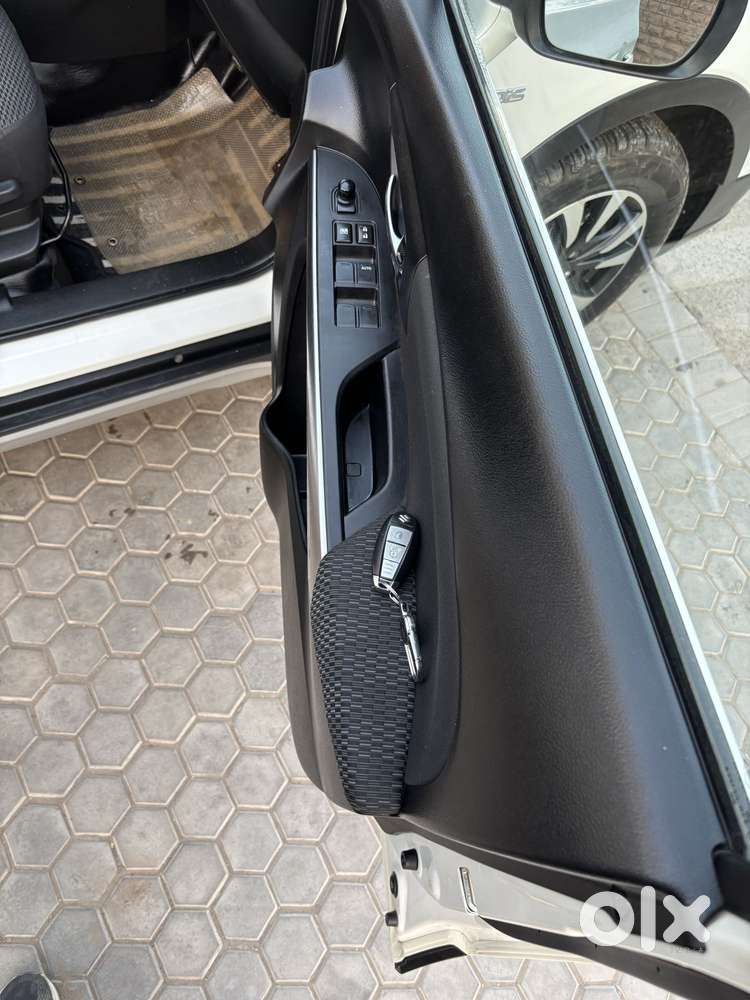 Maruti Suzuki S Cross Zeta Shvs, 2017