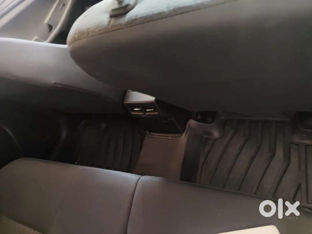 Maruti Suzuki Brezza 2025 Cng & Hybrids Well Maintained