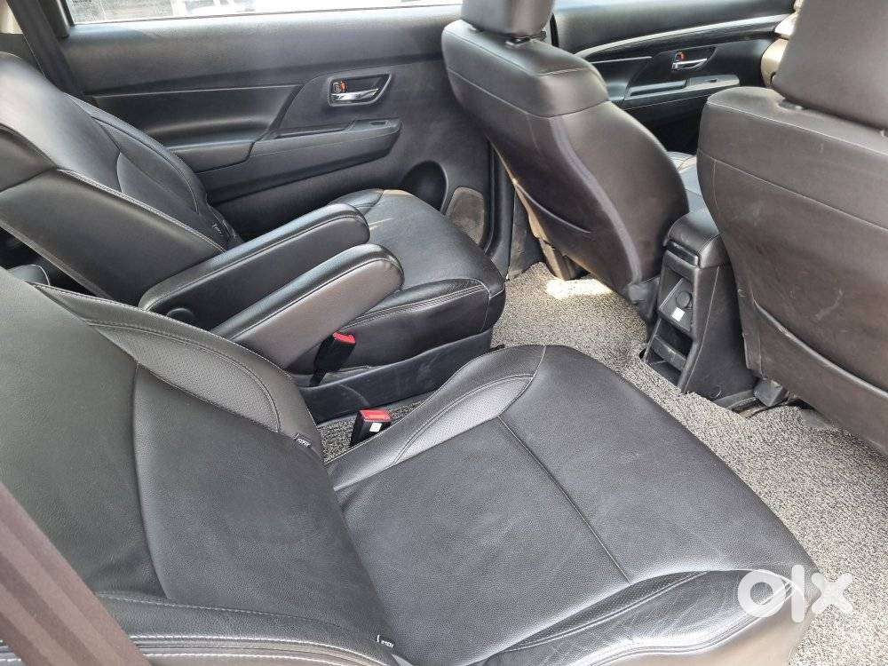 Maruti Suzuki Xl6 1.5 Alpha Plus Mt, 2019, Petrol