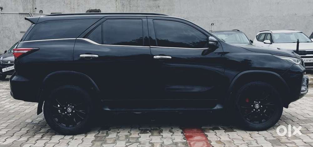Toyota Fortuner 4x4 Mt 2.8 Diesel, 2025, Diesel