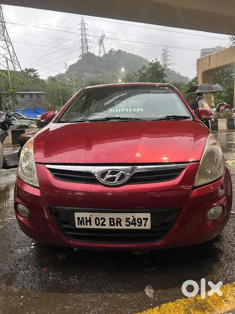 Hyundai I20 Asta 2011 Km Driven 100000
