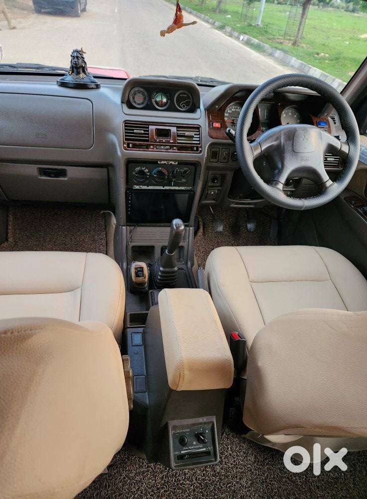 Mitsubishi Pajero 2.8 Sfx Bsiv Dual Tone, 2011, Diesel
