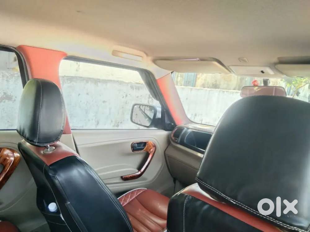 Mahindra Tuv 300 2017