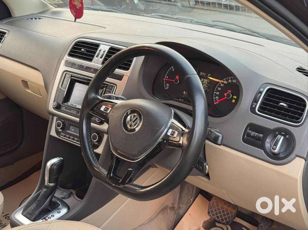 Volkswagen Vento 1.5l Tdi Highline Plus At Diesel, 2016, Diesel