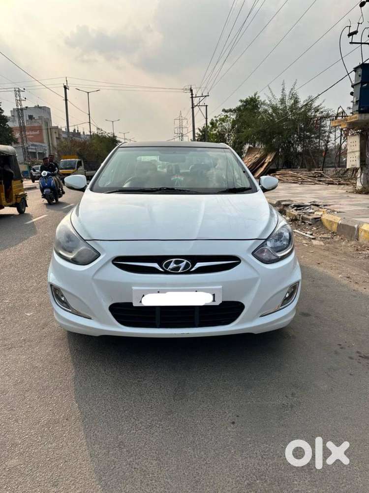 Hyundai Verna Near Condition