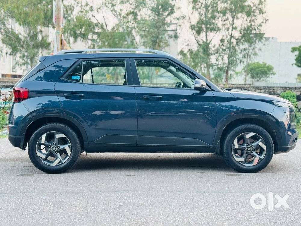 Hyundai Venue 1.0 Sx Turbo Imt, 2020, Petrol