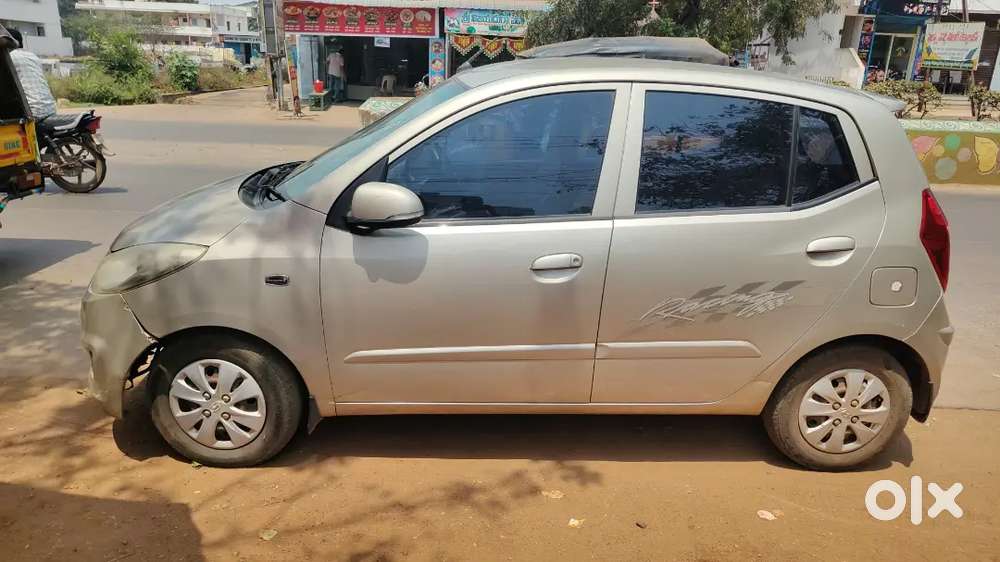 Hyundai I10 2011 Petrol Well Maintained