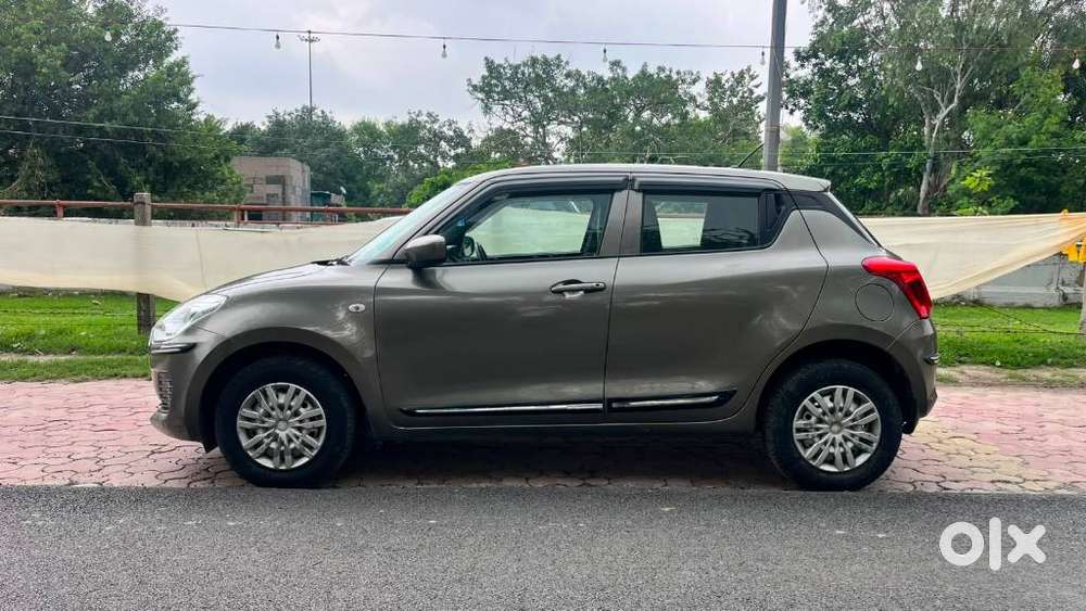Maruti Suzuki Swift Lxi Optional-o, 2019, Petrol