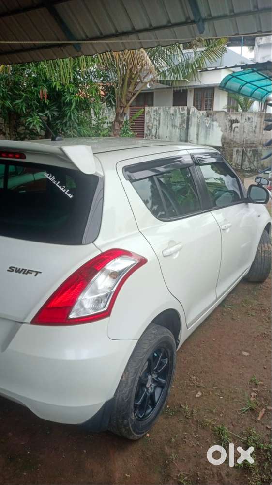Model 2014 September  Second Owner Km : 66000