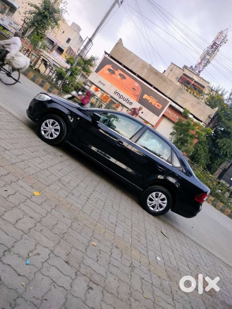 Skoda Rapid 1.6 Mpi Ambition, 2013, Petrol