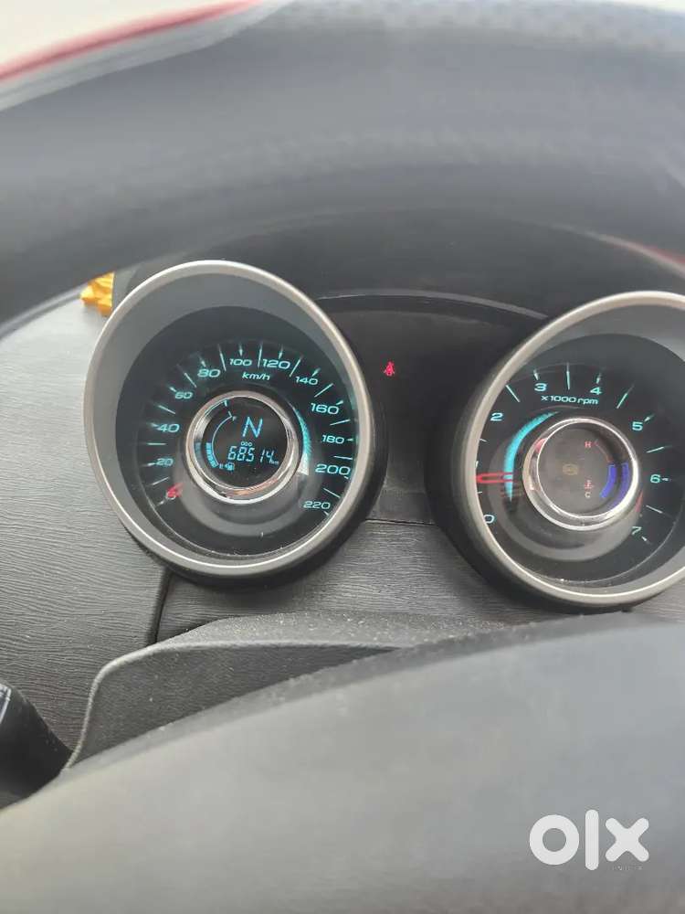 Mahindra Xuv500 2015 Diesel 68514 Km Driven