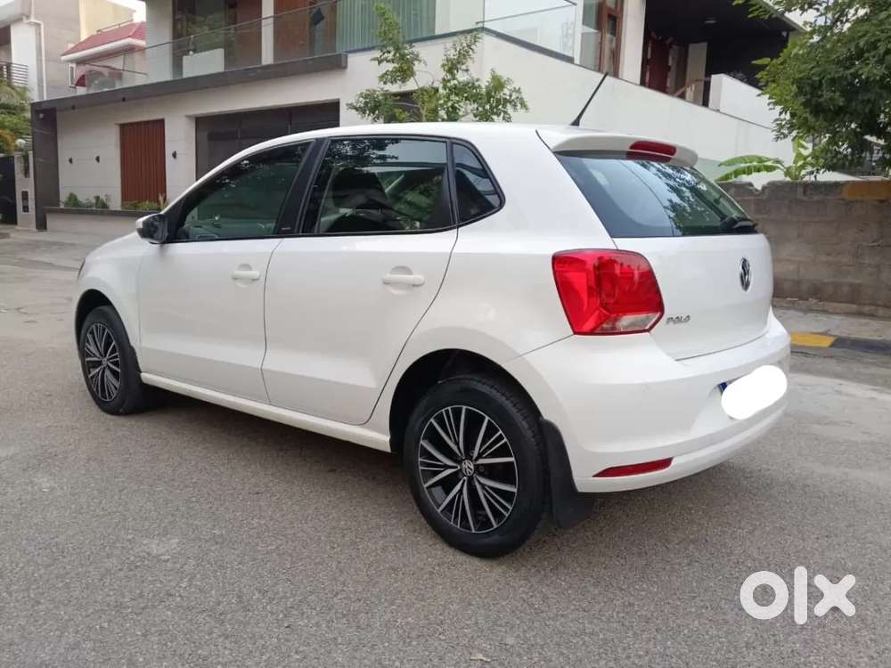 Volkswagen Polo Petrol Highline 1.2l, 2017, Petrol