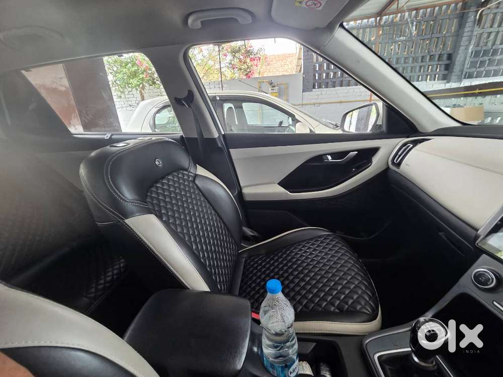 Excellent Condition , Non Accident , 18 Inch Vossen Allows