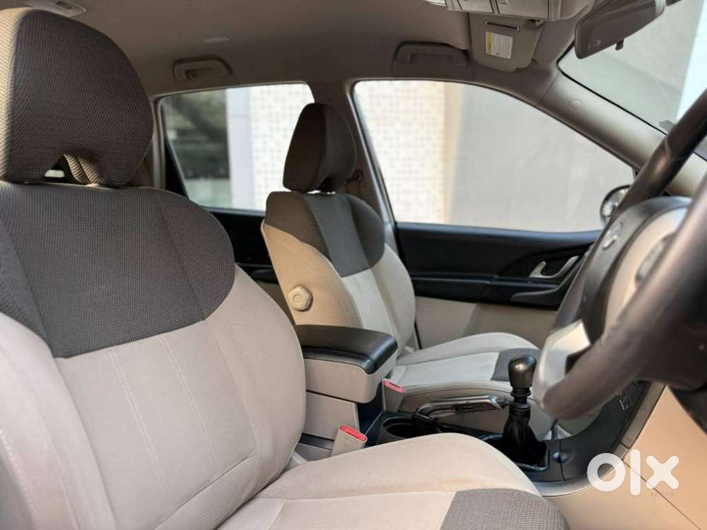 Mahindra Xuv500, 2016, Diesel