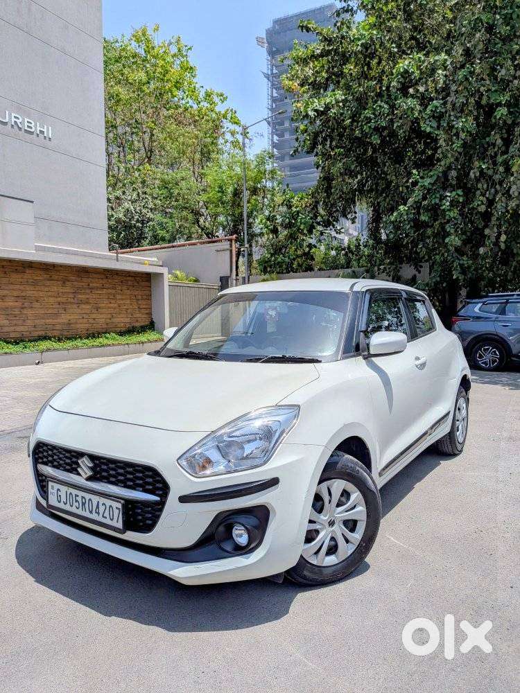 Maruti Suzuki Swift Vxi + Manual, 2022, Petrol