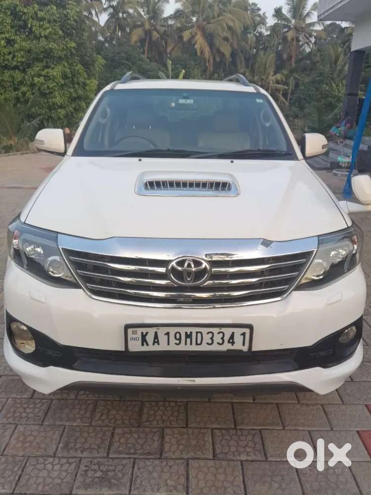 Toyota Fortuner 2013