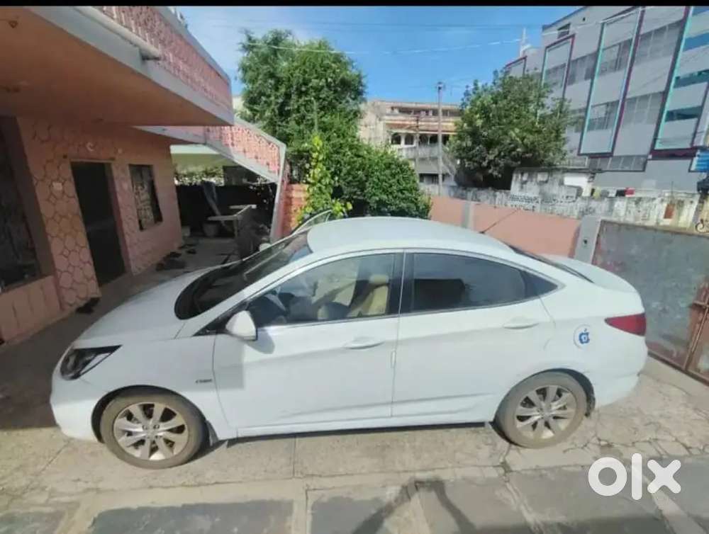 Hyundai Verna 2012 Diesel 160986 Km Driven