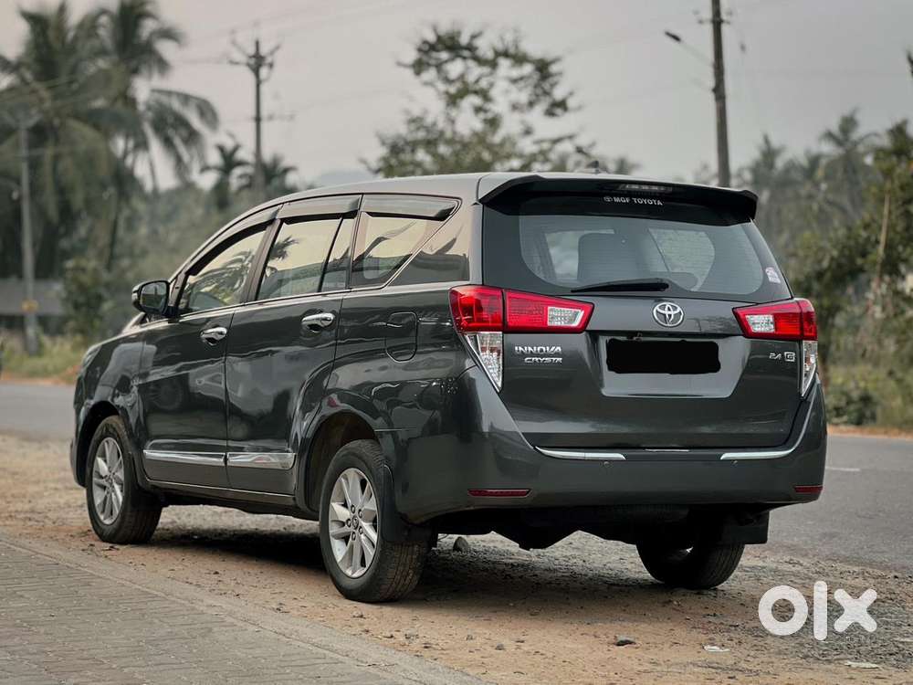 Toyota Innova Crysta 2.4 G Mt, 2018, Diesel