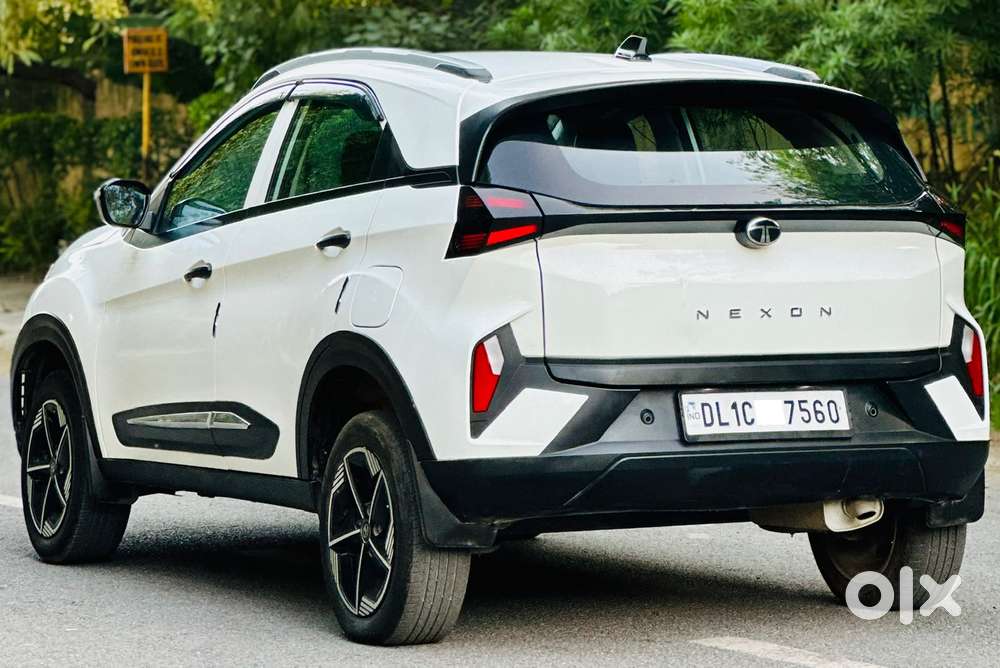 Tata Nexon Smart 1.2 Revotron Petrol 5 Mt, 2024, Petrol