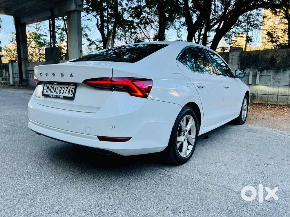 Skoda Octavia 2.0 Style Tsi At, 2022, Petrol