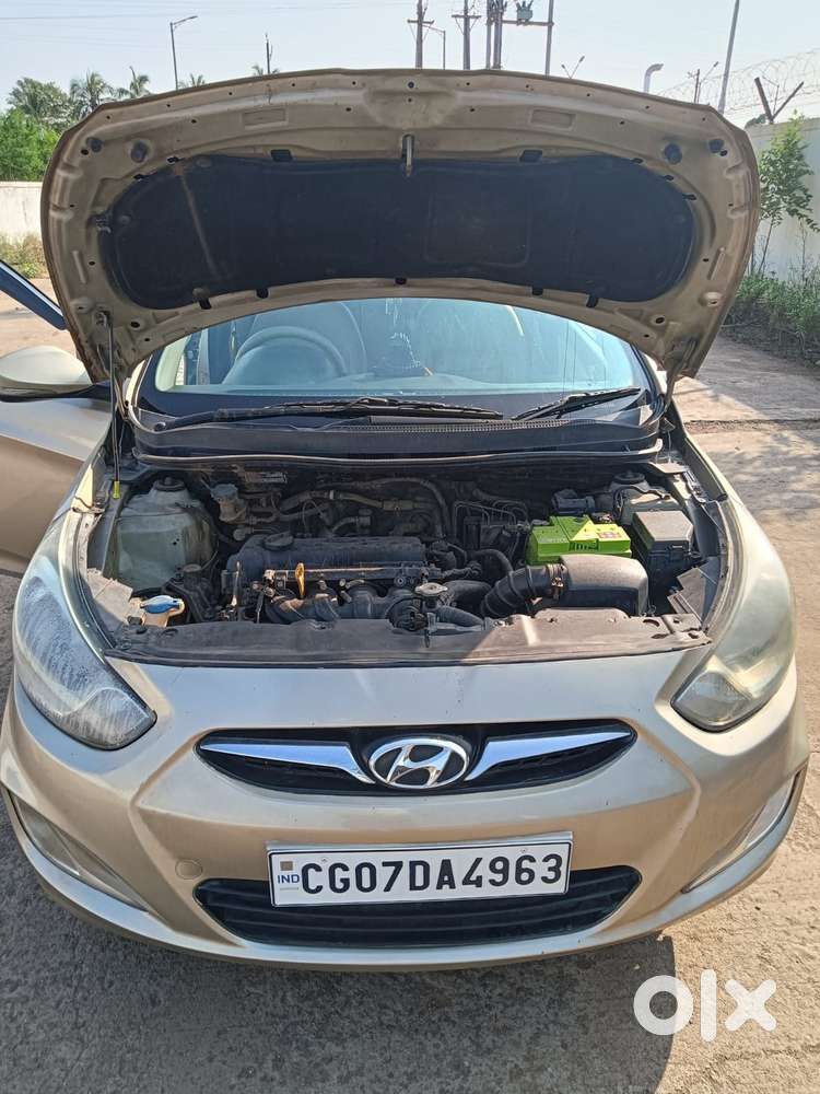 Hyundai Verna Fluidic 1.6 Vtvt Sx, 2013, Petrol