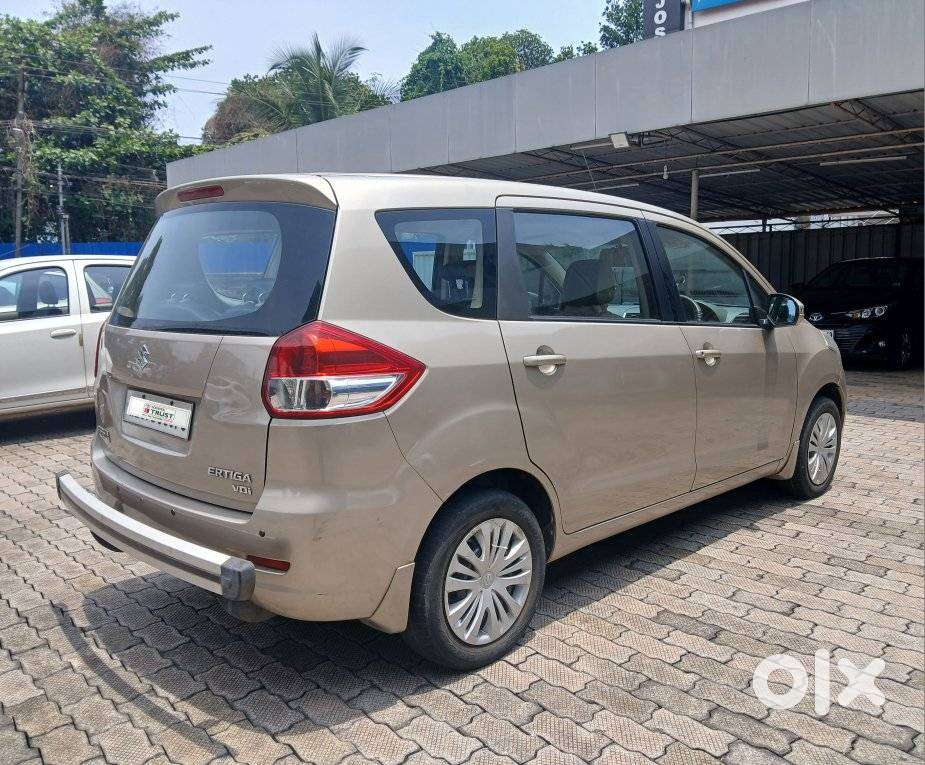 Maruti Suzuki Ertiga 2012-2015 Vdi, 2012, Diesel
