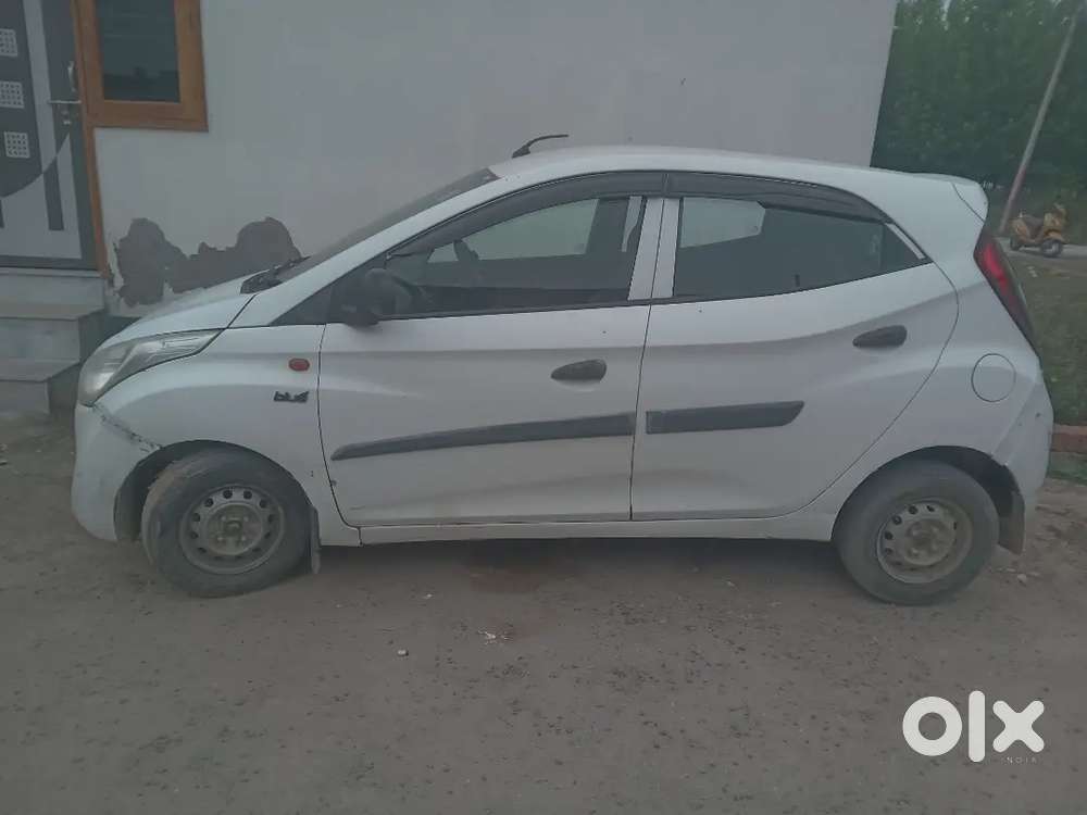 Hyundai Eon 2012 Lpg Well Maintained