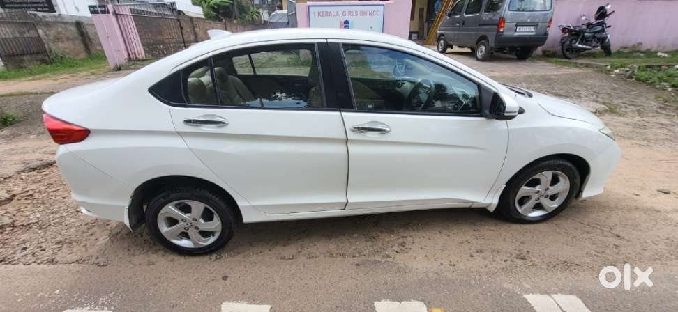 Honda City V Mt, 2014, Petrol