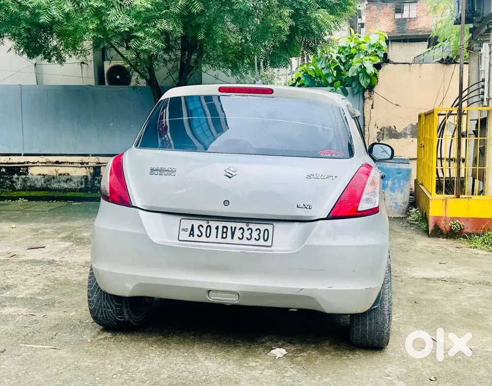 Maruti Suzuki Swift Lxi 2016