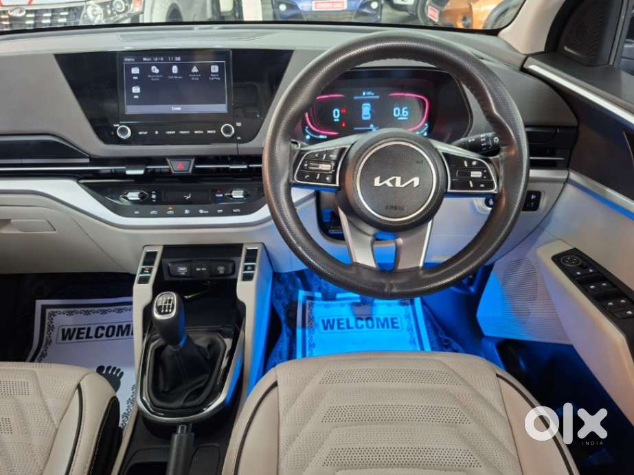 Kia Carens 1.5 Prestige 7 Str, 2024, Petrol