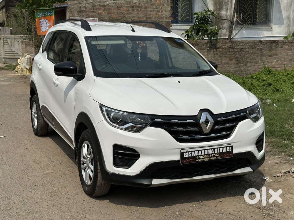 Renault Triber Rxt, 2023, Petrol