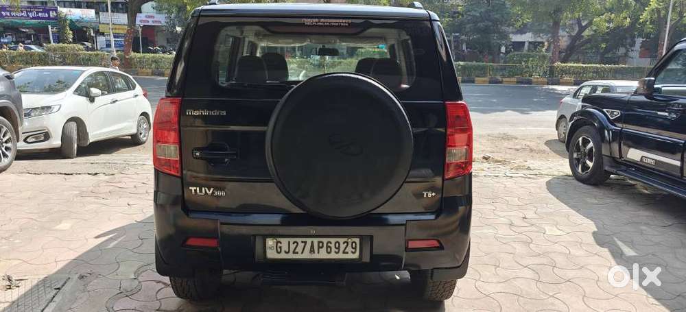 Mahindra Tuv 300