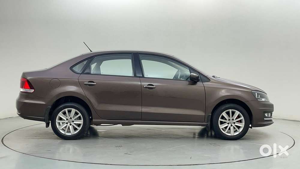 Volkswagen Vento 1.2 Tsi Highline At, 2016, Petrol