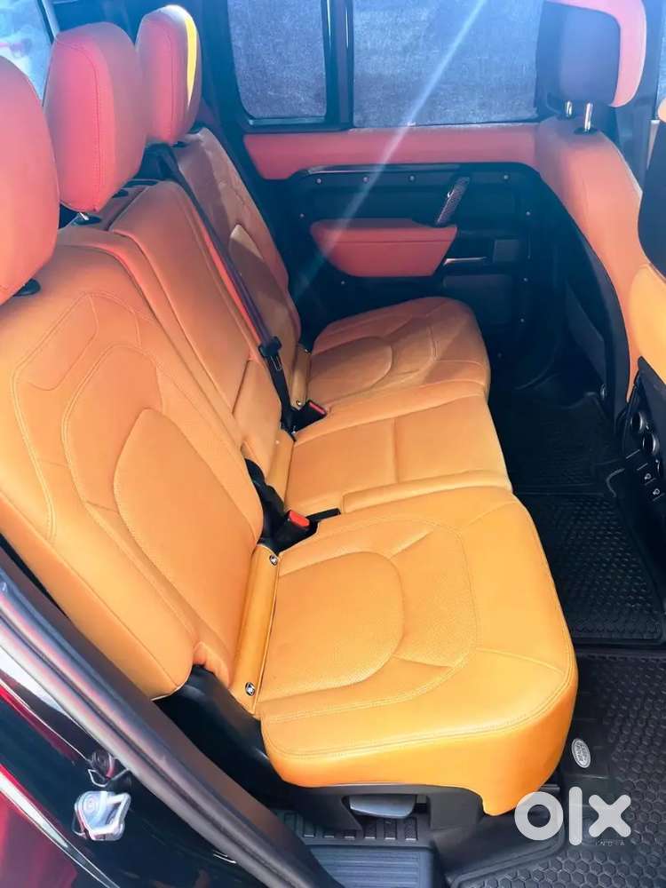 Land Rover Defender 2022