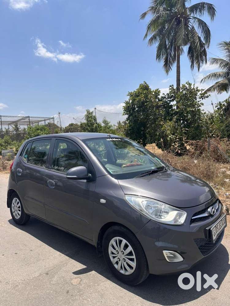 Hyundai Car Manual 2013