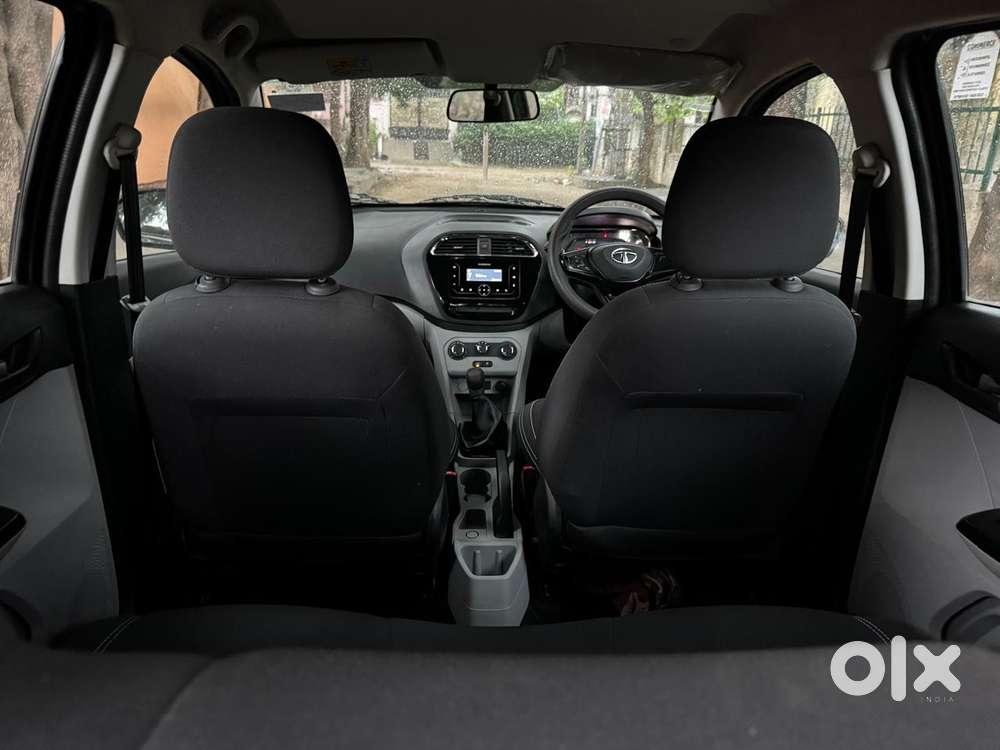 Tata Tiago 1.2 Revotron Xt, 2023, Petrol