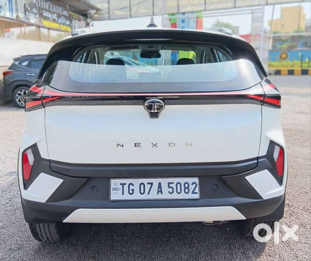 Tata Nexon Creative Plus 1.2 Revotron Petrol 6 Mt Dt, 2024, Petrol