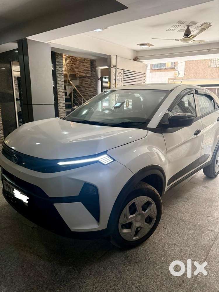Tata Nexon 2025 Petrol 2800km Driven 3months Old Punjab Registration