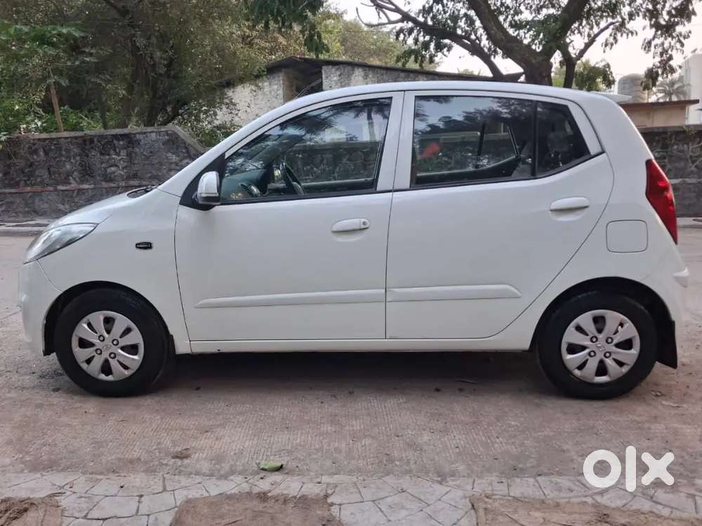 Hyundai I10 Sportz 2012 Car