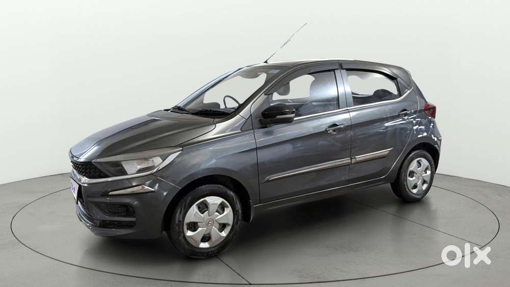Tata Tiago 1.2 Revotron Xt Option, 2023, Petrol