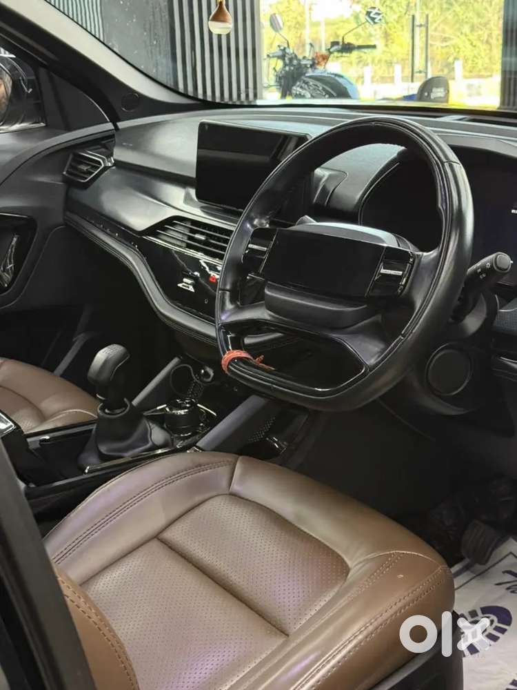 Tata Harrier Dark 2024