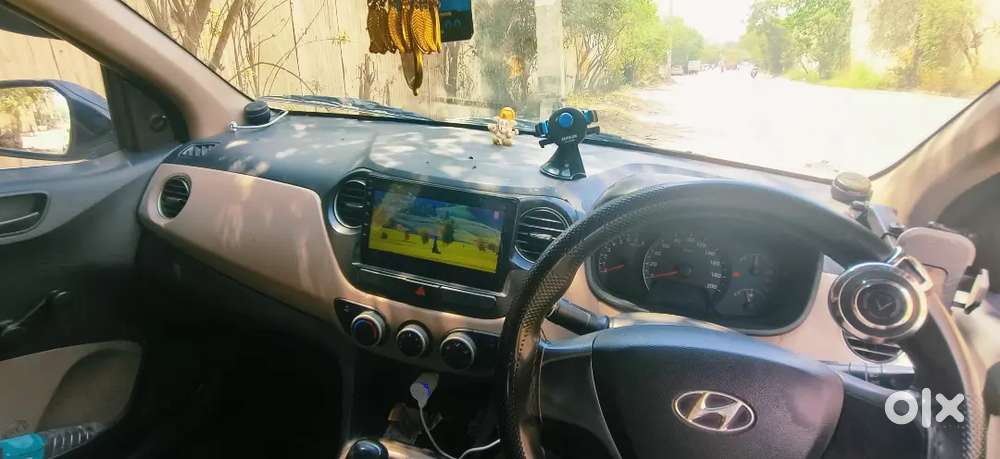 Hyundai Xcent 2016