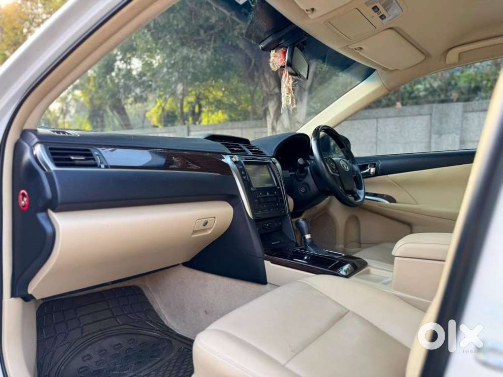 Toyota Camry Hybrid, 2017, Petrol