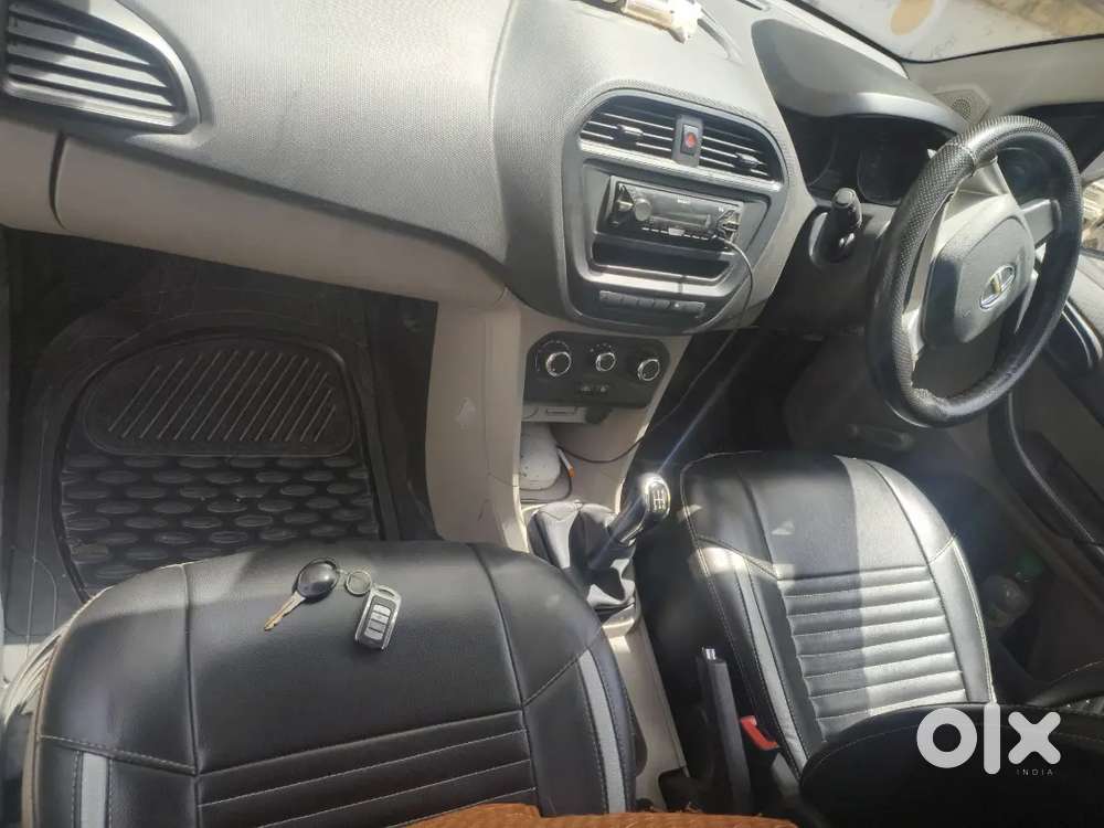 Tata Tiago 2017 Petrol 65000 Km Driven