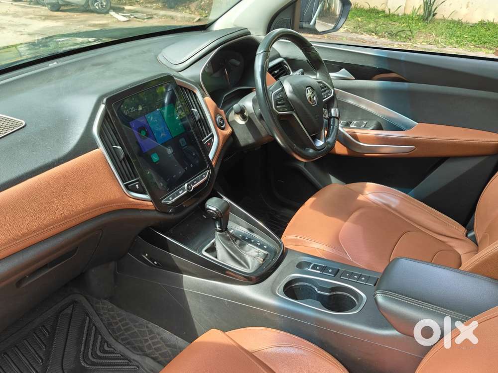 Mg Hector Plus 1.5 Sharp Turbo Cvt 6 Str, 2021, Petrol